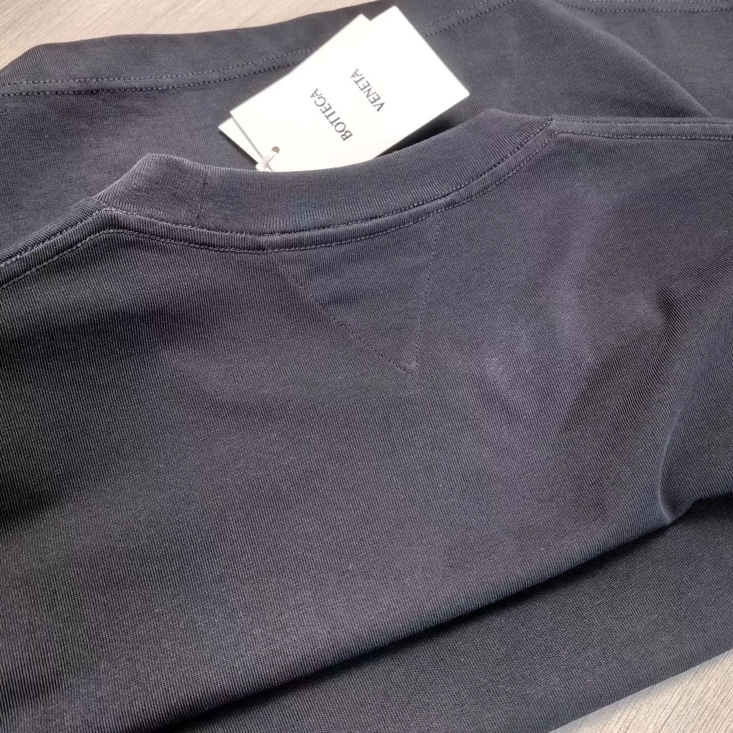  Bottega Veneta  T-Shirt Cotton Single Jersey (Black) — view 3
