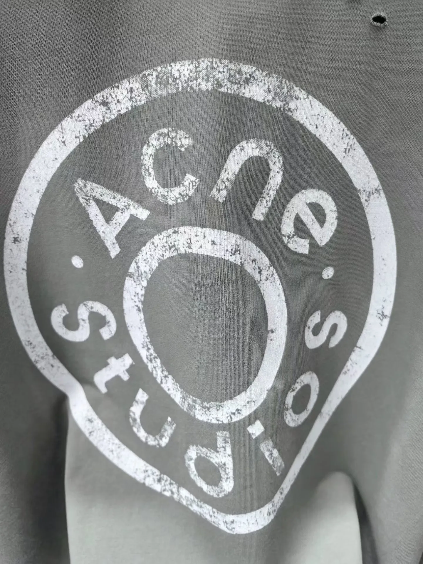 Acne Studios "Exford" Distressed Logo T-Shirt (Moss Green) — 보기 4