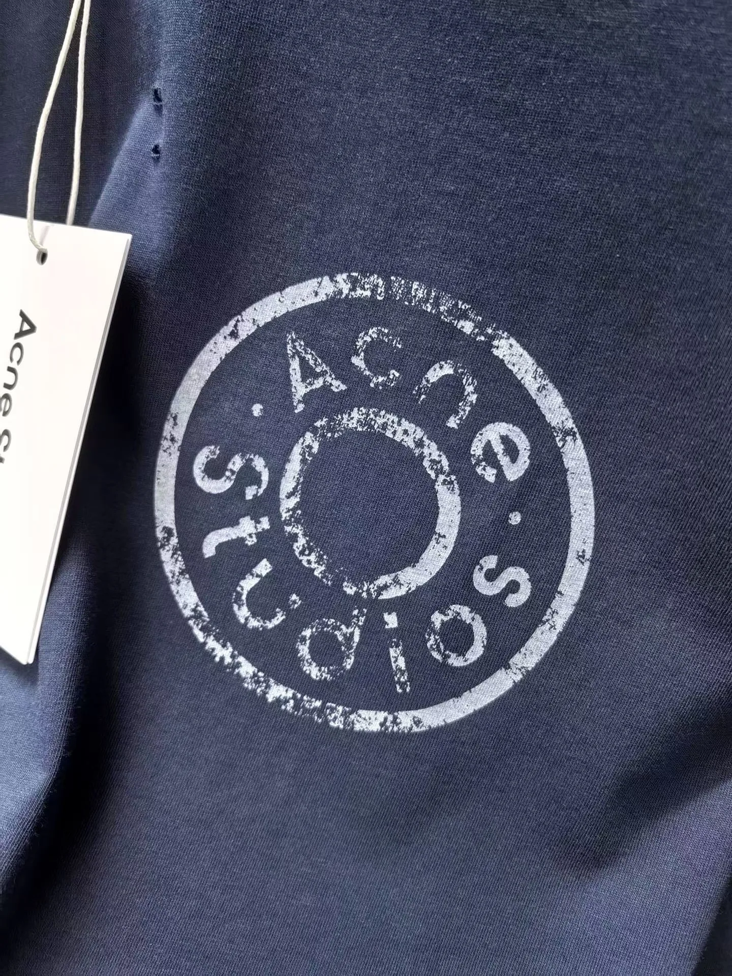 Acne Studios "Exford" Distressed Logo T-Shirt (Navy) — 보기 2