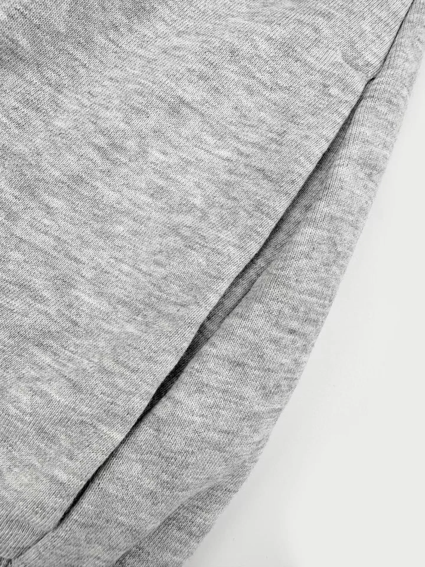 Acne Studios  Fleece logo hoodie (Grey) — 图 3