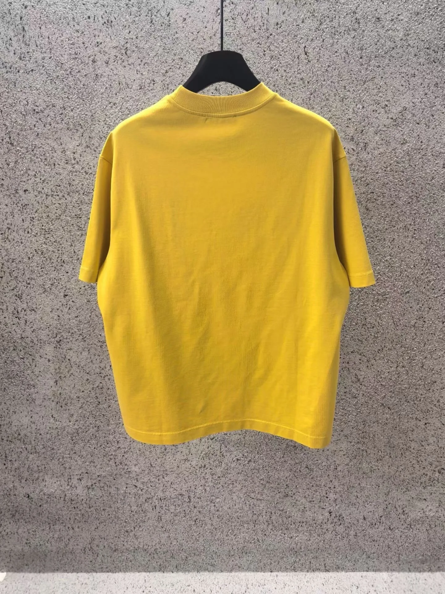 Acne Studios Spray Paint Logo T Shirt (Mustard) — 보기 2