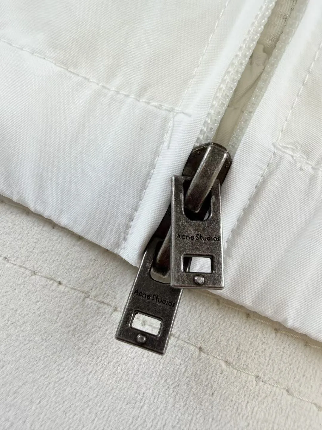 Technical jacket with logo (Optic White) — 圖 2