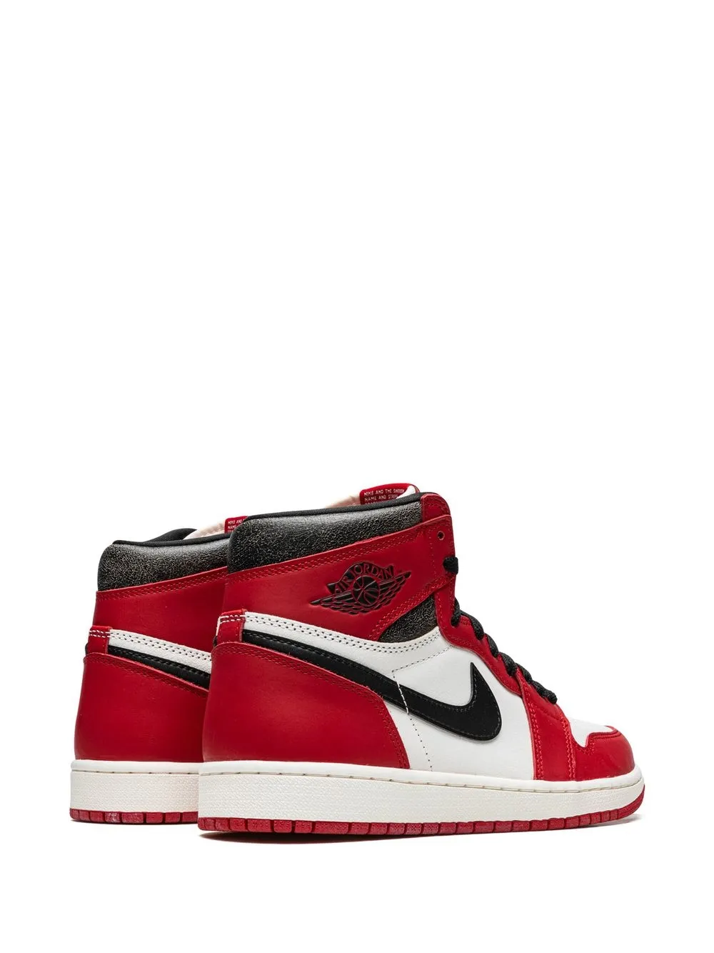 Air Jordan 1 Retro High OG "Chicago Lost And Found" — view 3