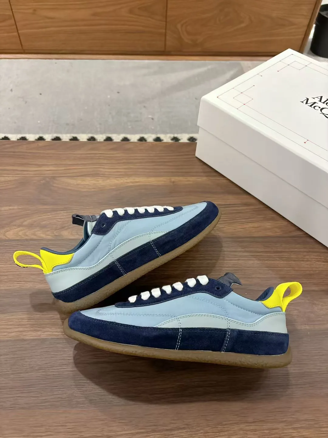 EC1 Sneaker Blue