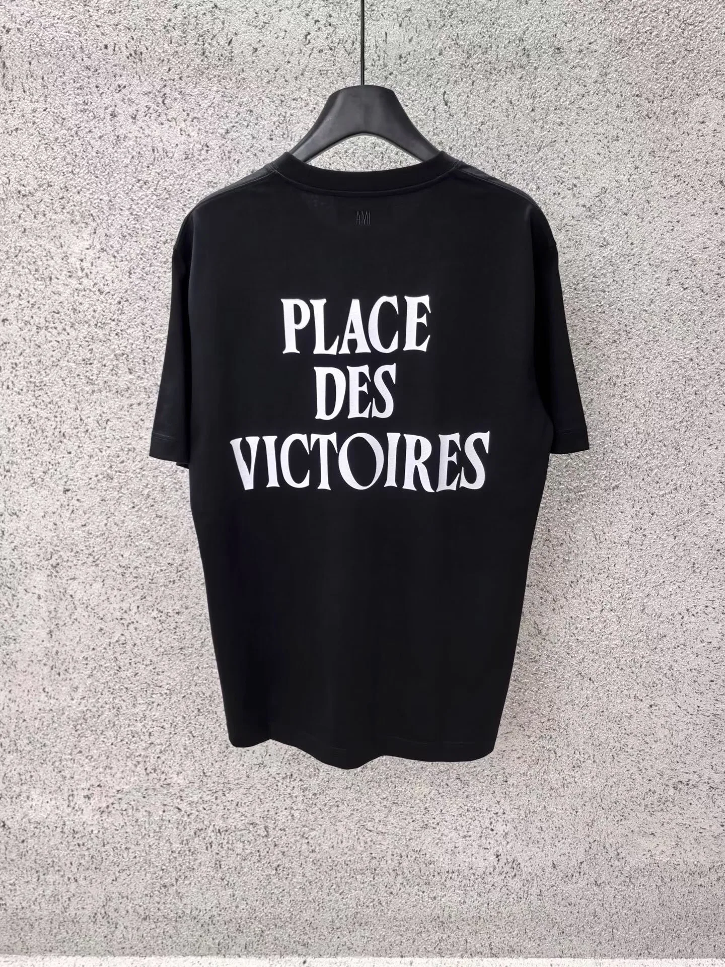 Places Des Victoires T-Shirt (Black) — 图 5