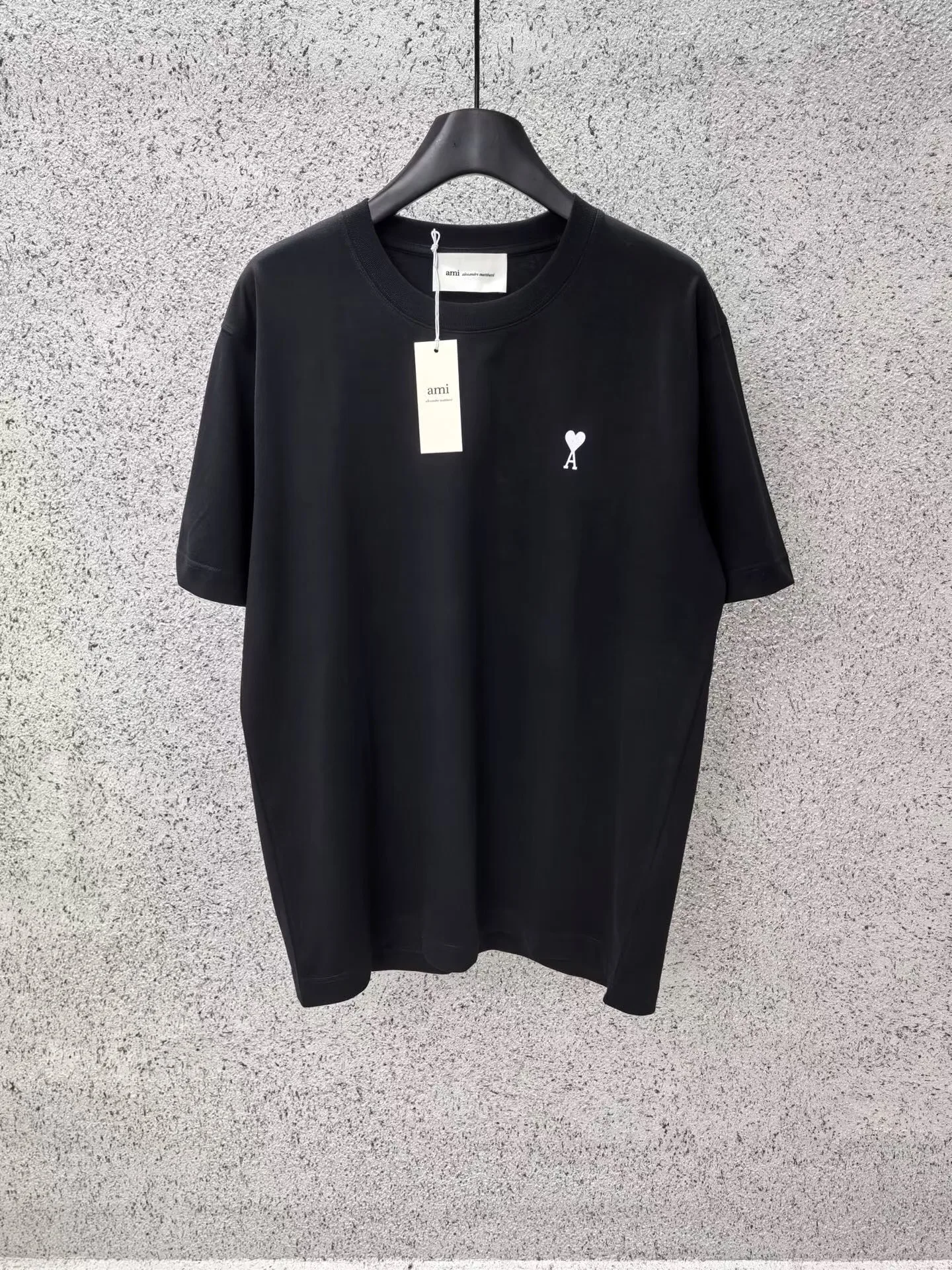 Places Des Victoires T-Shirt (Black)