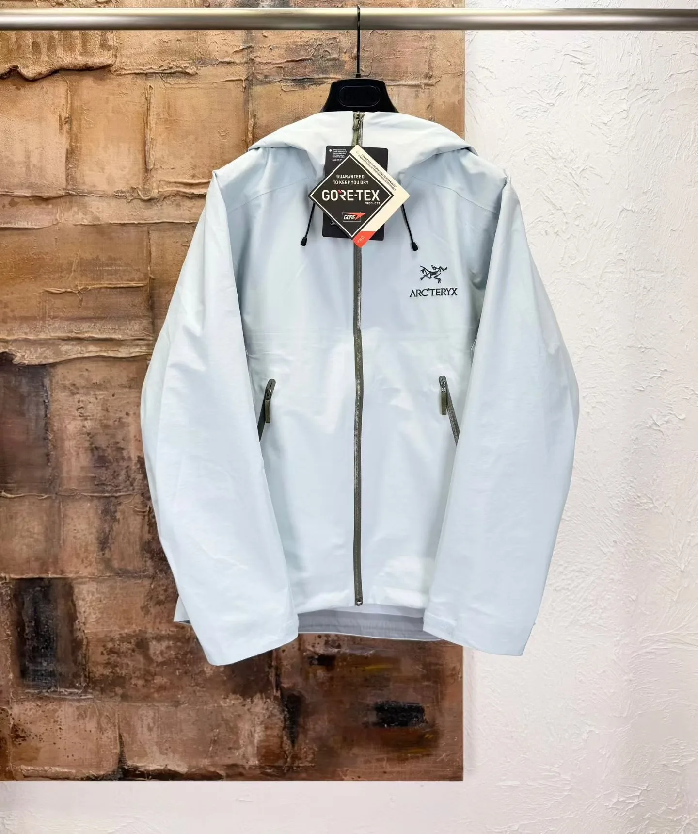 Arc'teryx Beta LT Jacket (Alpine Blue)