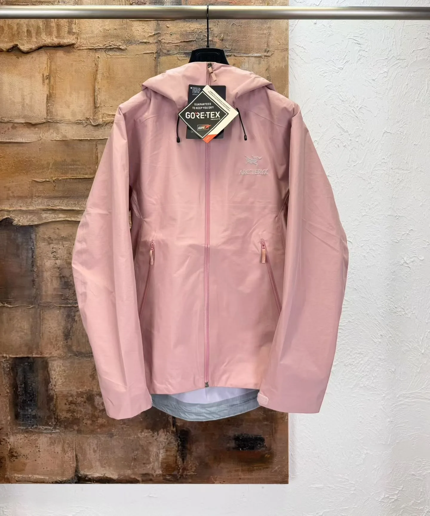Arc'teryx Beta LT Jacket (Salmon)