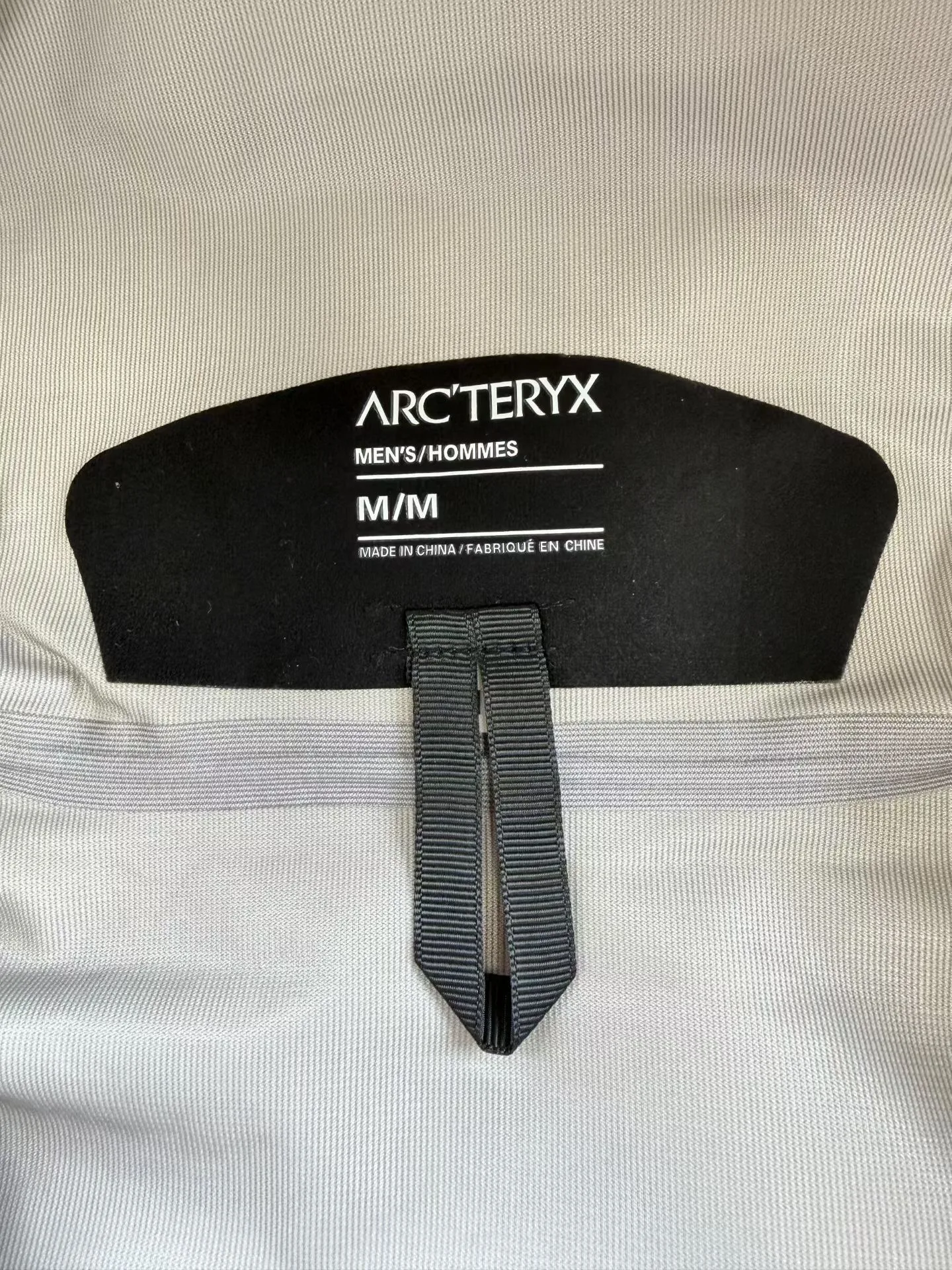 Arc'teryx Beta LT Jacket (White) — 图 5