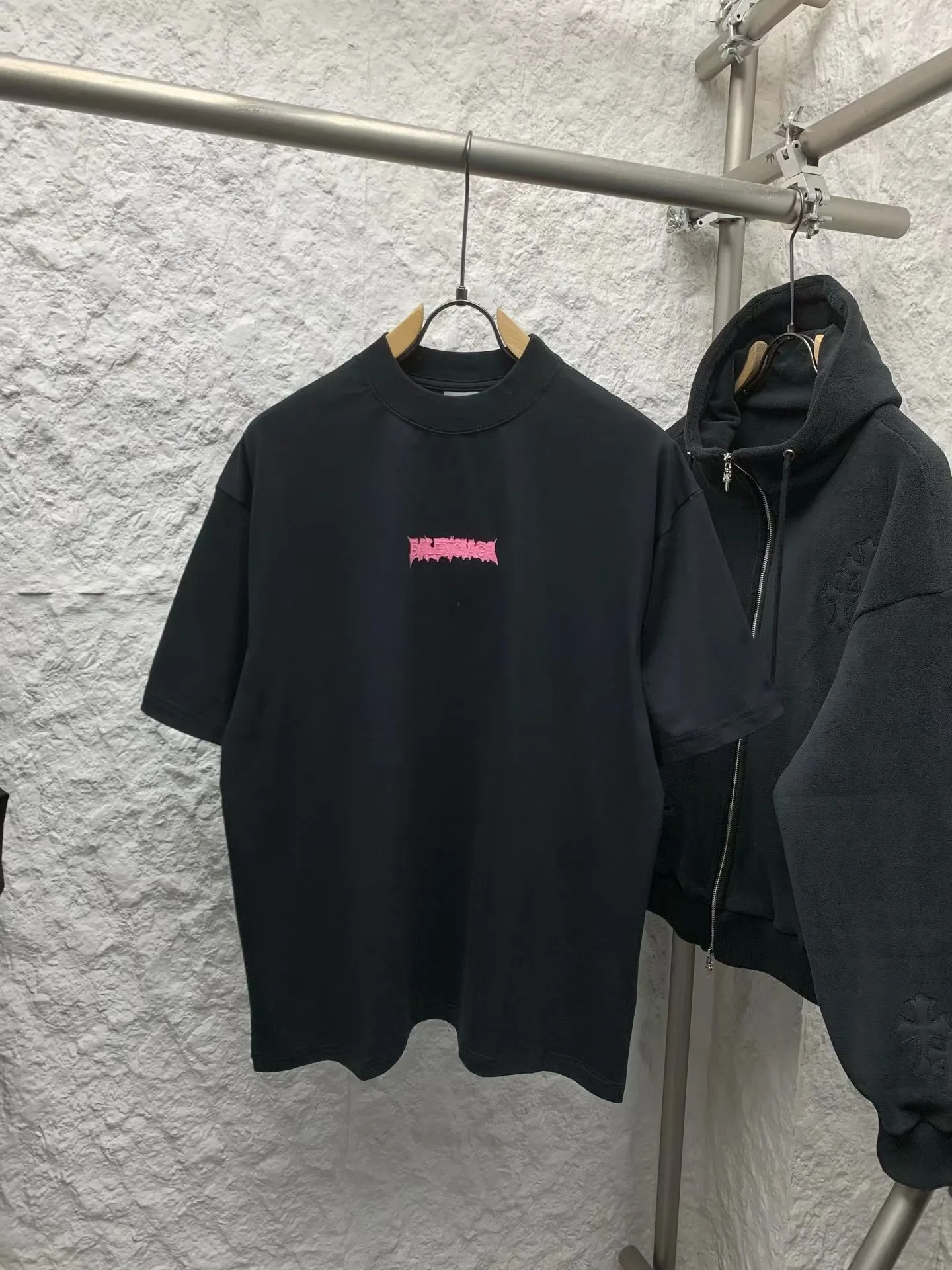 Embroidered T Shirt (Black)