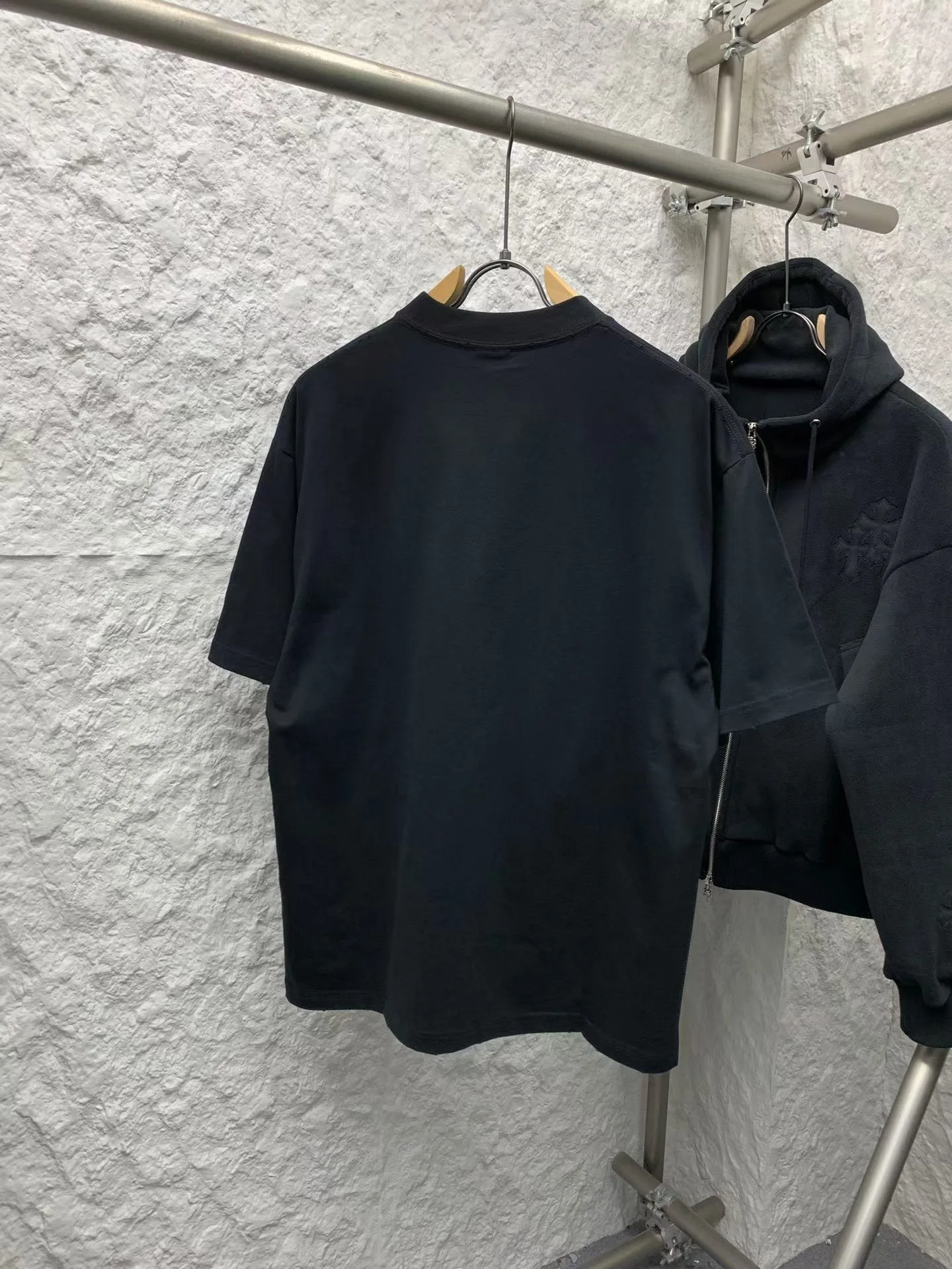 Balenciaga graphic-print t-shirt (Black) — 보기 2