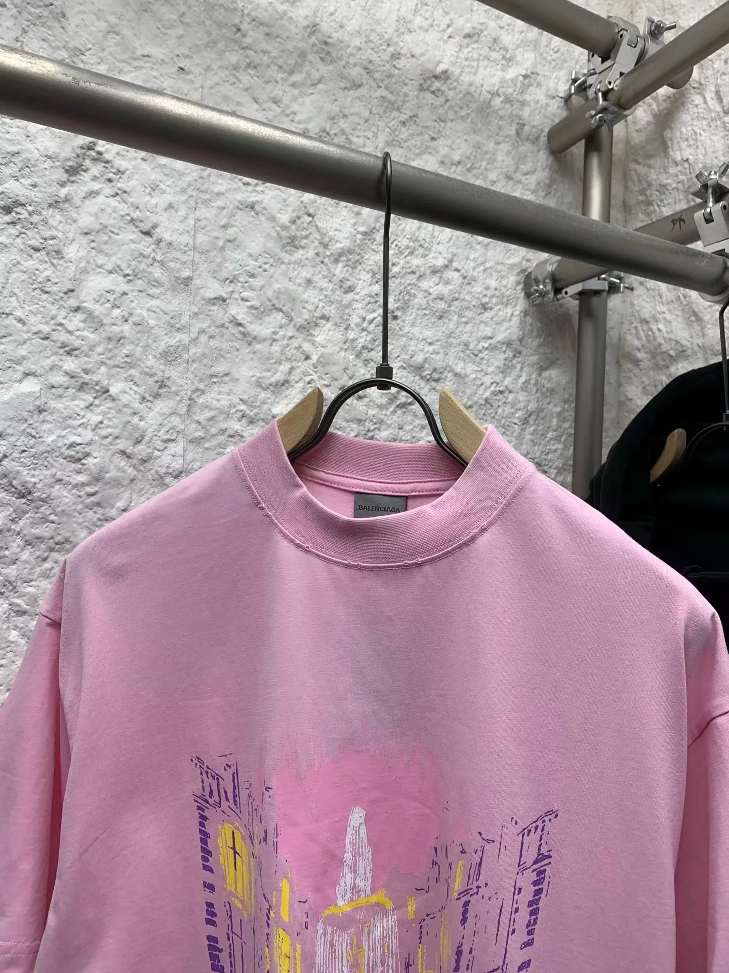 Balenciaga graphic-print t-shirt (Pink) — ビュー 3