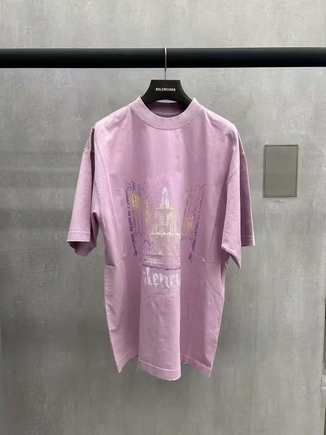 Balenciaga graphic-print t-shirt (Pink)