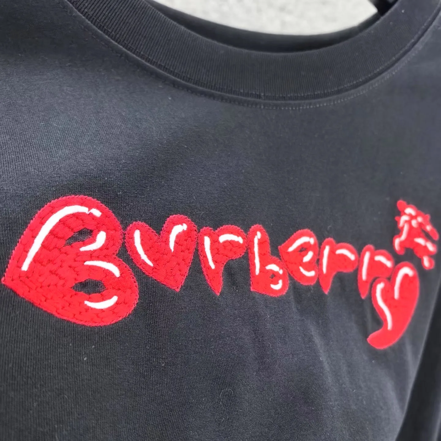 Black Heart Logo Cotton T-Shirt — ビュー 4