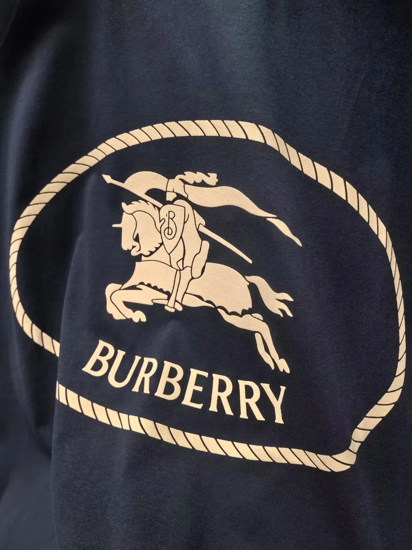 Burberry Knight stamp cotton T-shirt (Black) — 보기 3
