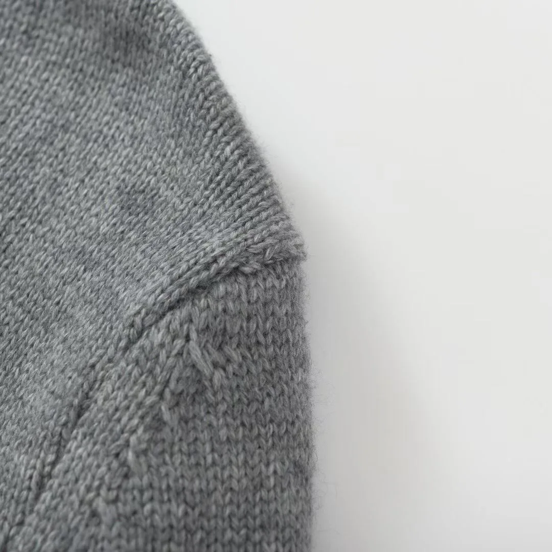 Burberry Knight Wool Sweater (Grey) — ビュー 4