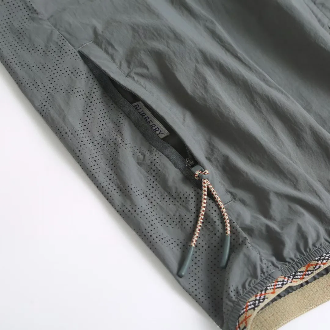 Burberry Nylon Hooded Jacket (Carbon Grey) — 보기 6
