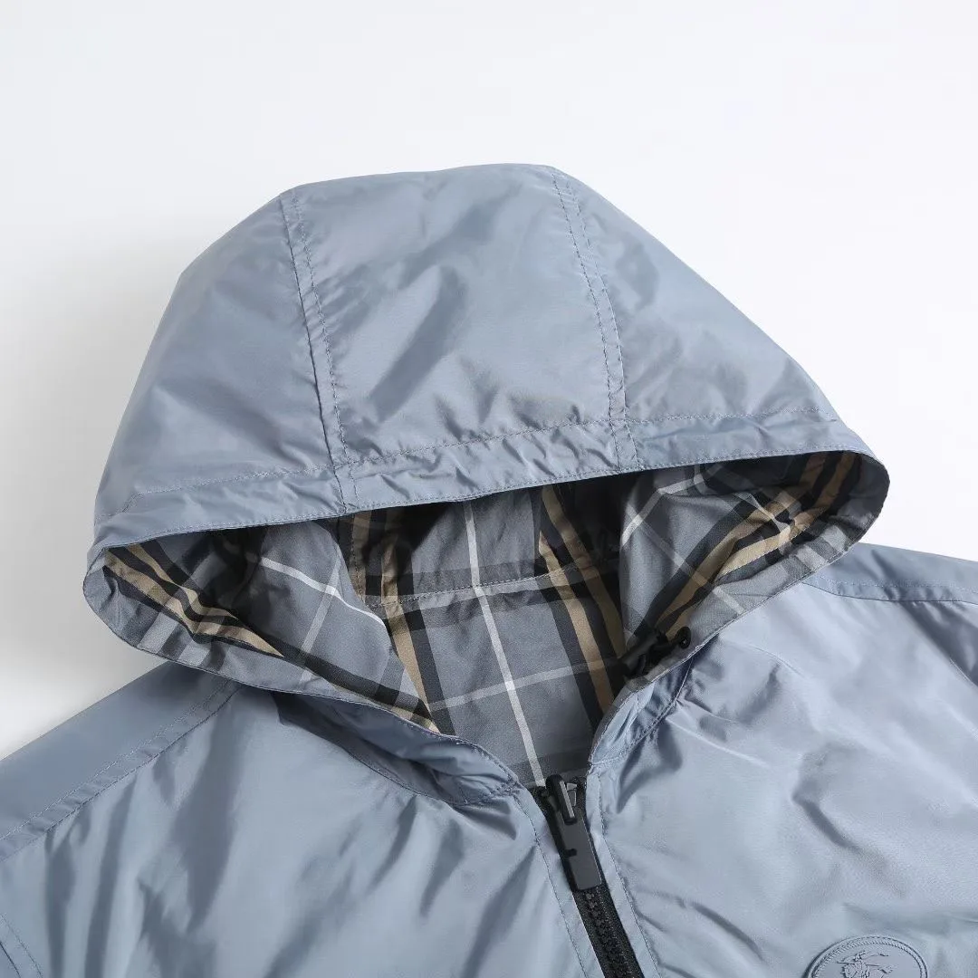 Burberry Reversible Check Hooded Jacket S26 — 보기 13