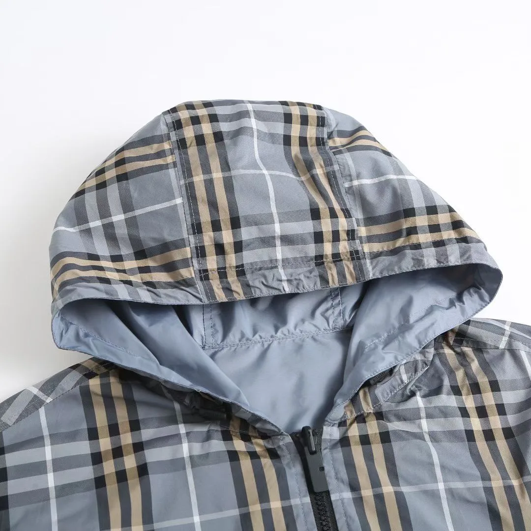 Burberry Reversible Check Hooded Jacket S26 — 보기 8