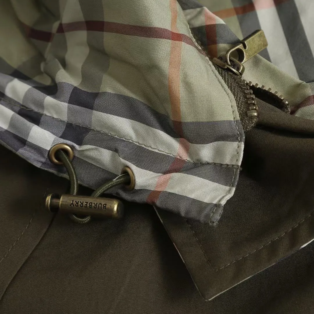 Burberry Reversible Check Hooded Jacket (Solid Brown/Checked) — ビュー 4