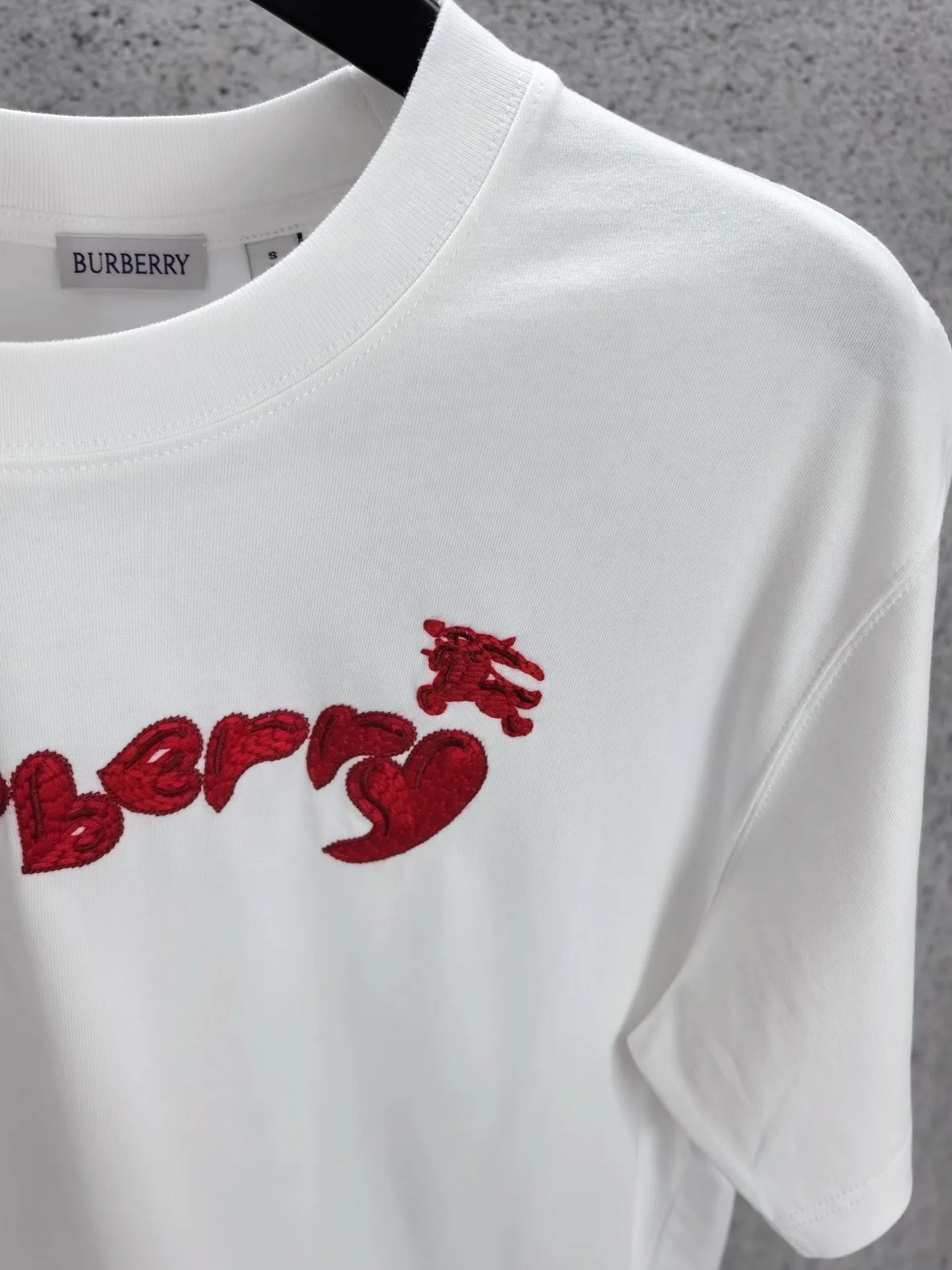 White Heart Logo Cotton T-Shirt — 图 3
