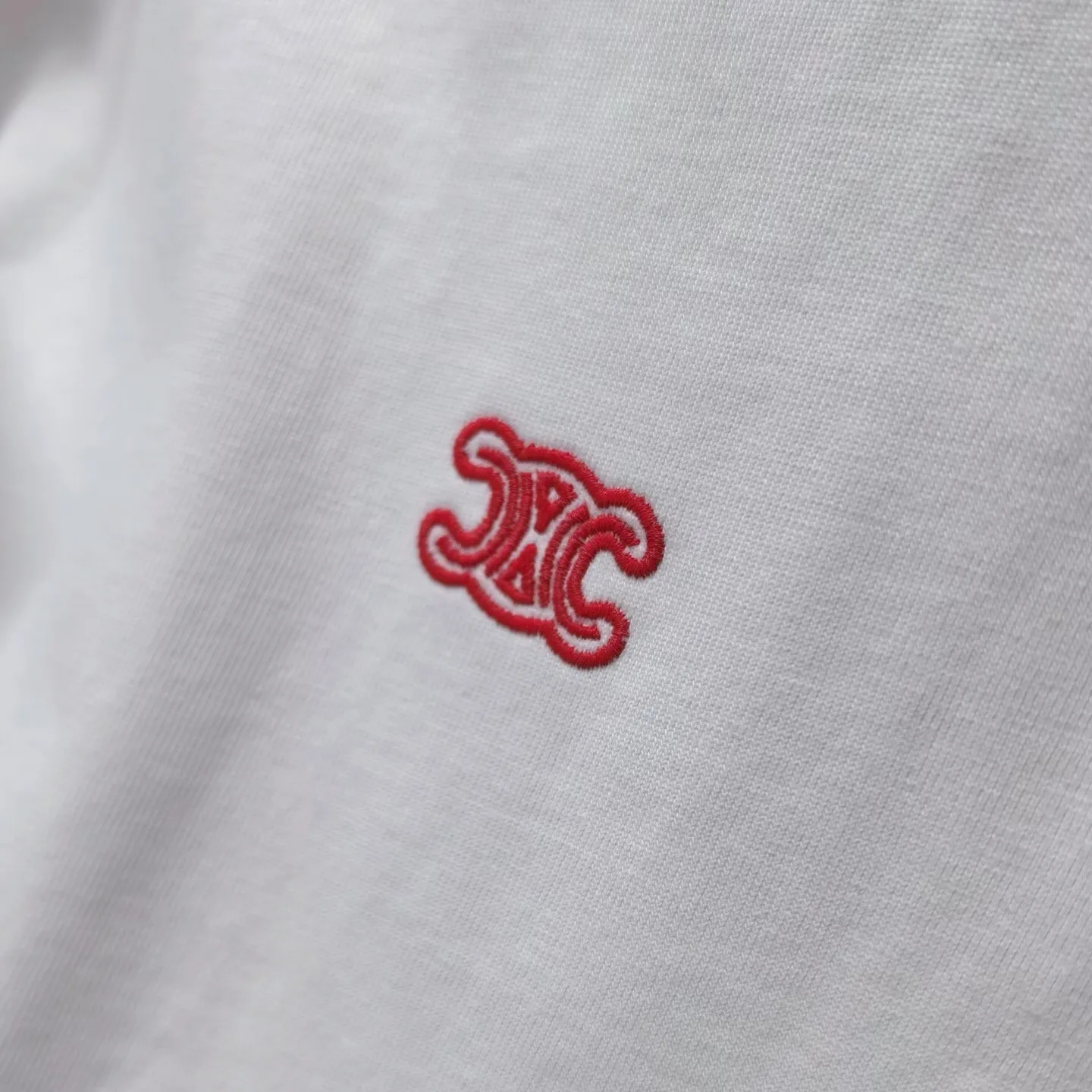 Celine Loose T-Shirt In Cotton Jersey (White/Red) — ビュー 4