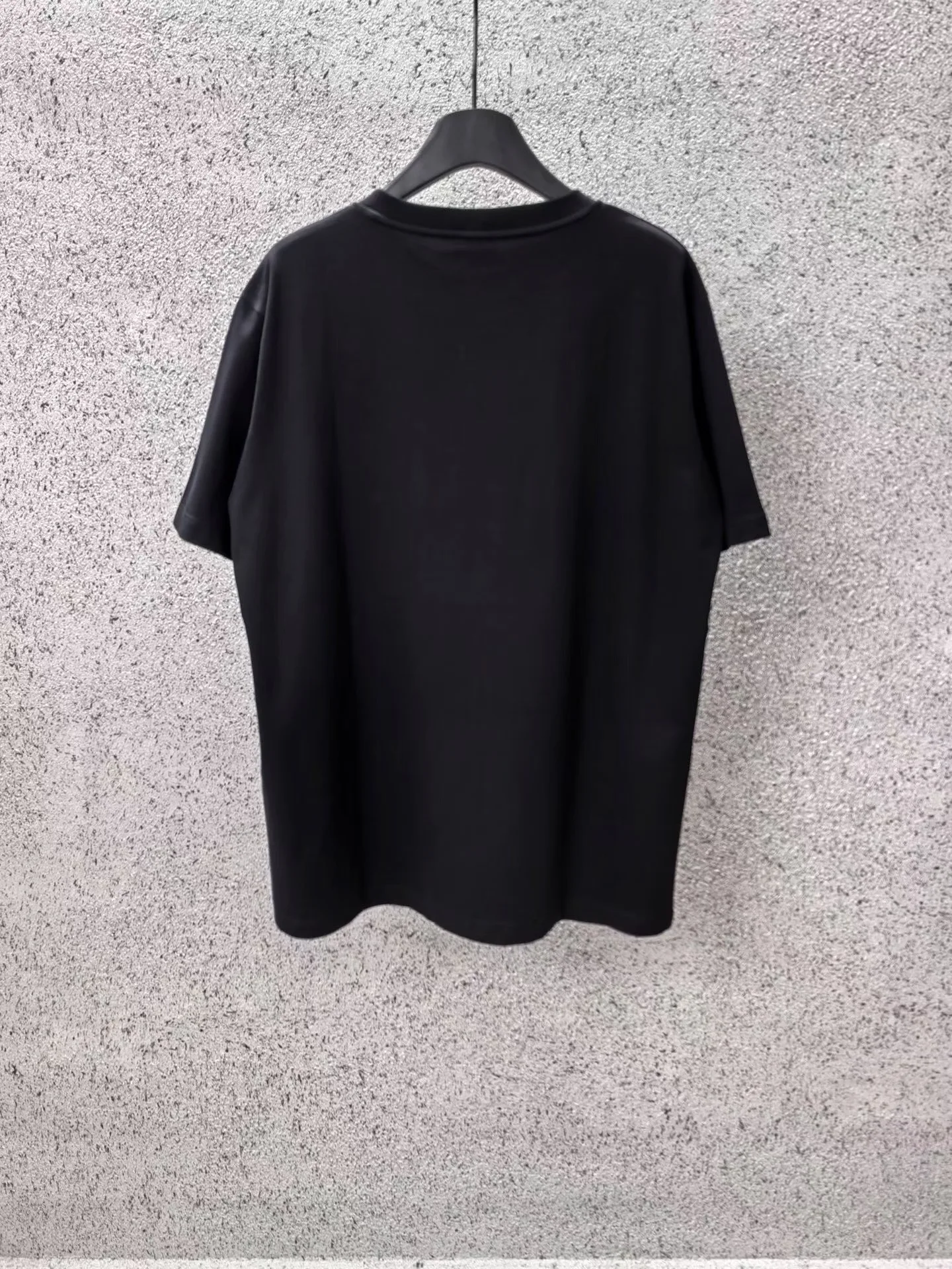 Celine T-Shirt in Cotton Jersey (Black) — 图 2