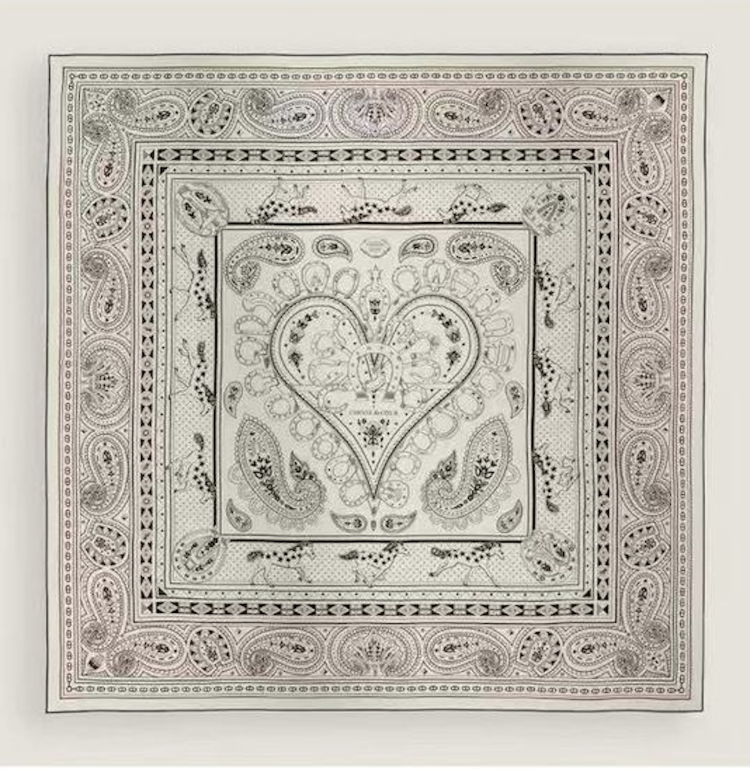 Cheval de Coeur Bandana Shawl 140 — view 4