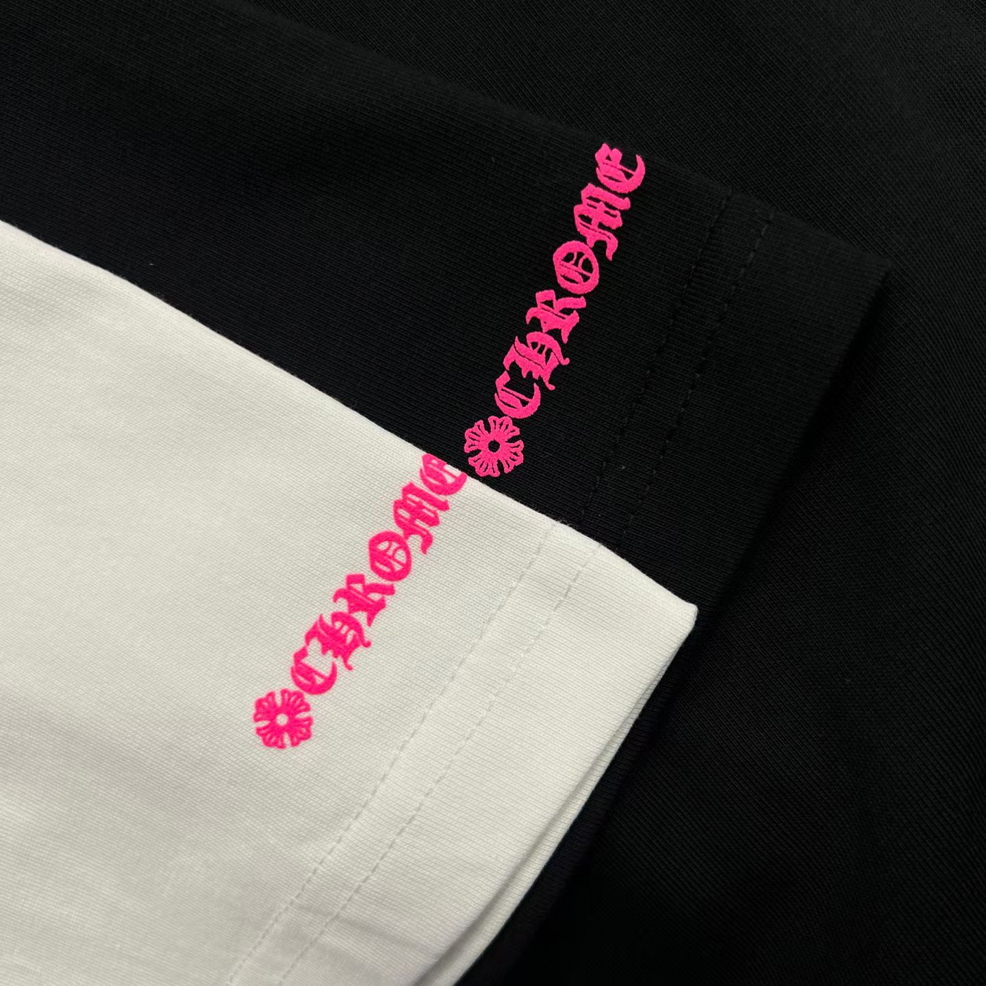 Chrome Hearts Pink Horseshoe Print T-Shirt — view 6
