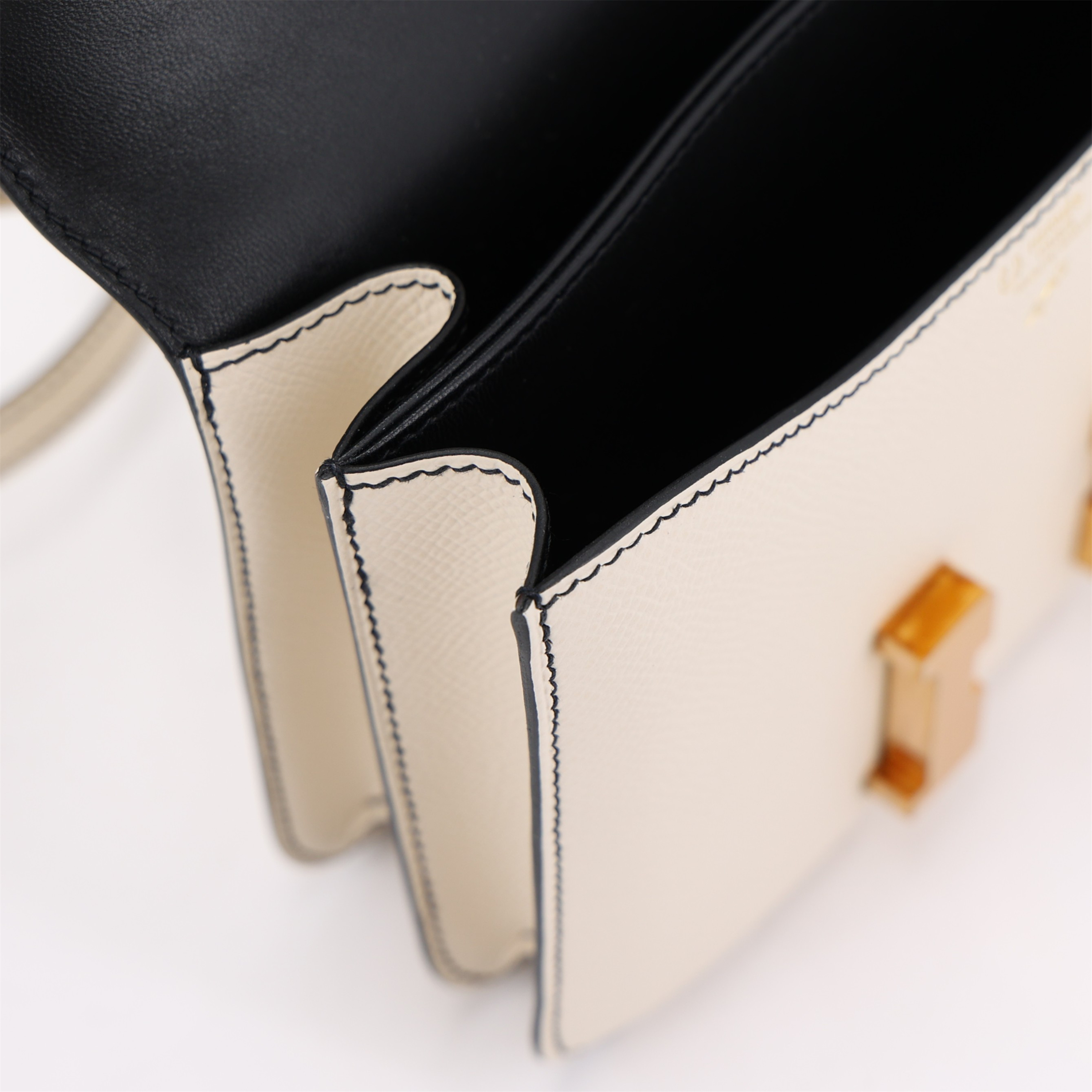 Hermès Constance Mini 19 Epsom (France) Craie (10) Rose Gold — view 4