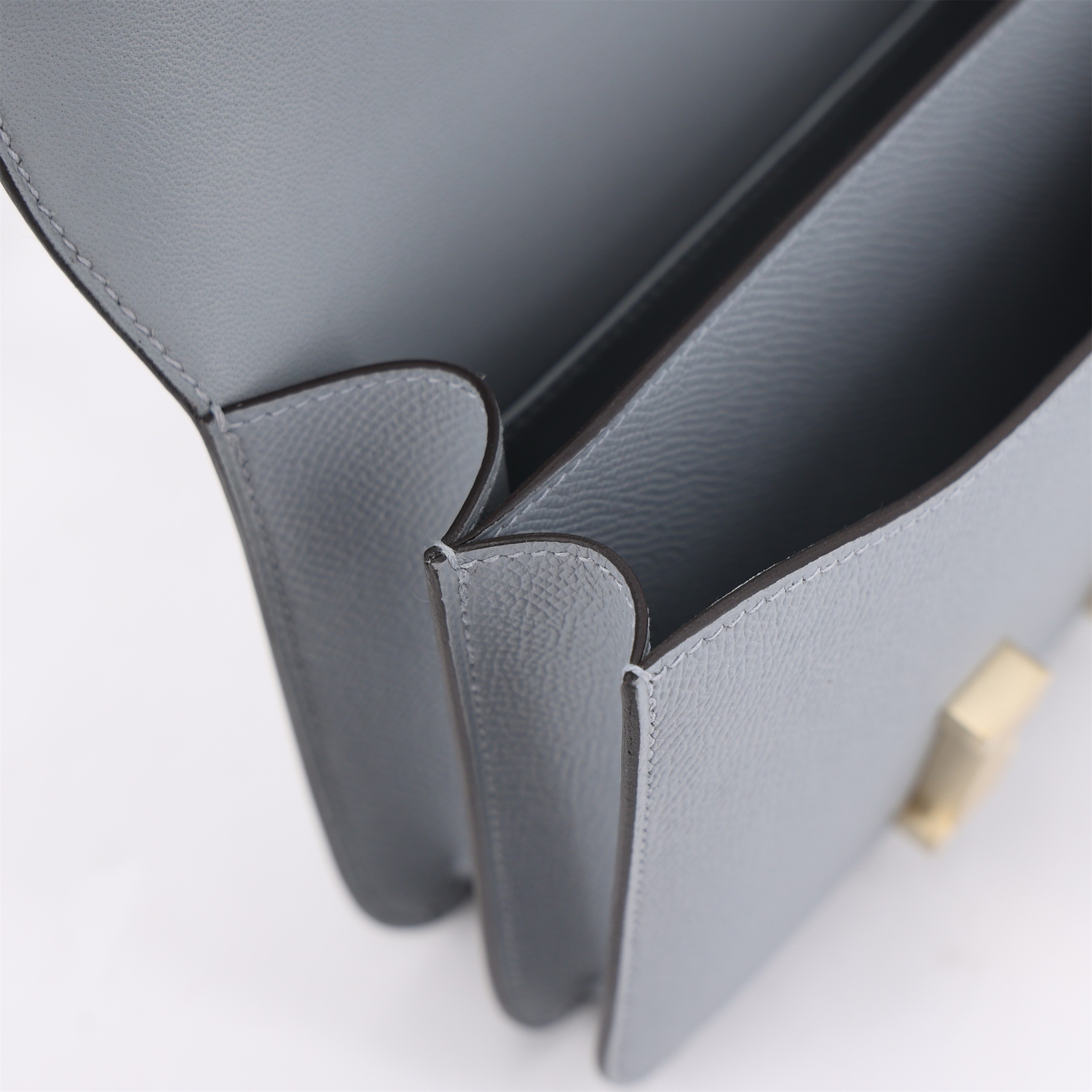 Hermès Constance Mini 19 Epsom (France) Gris Pantin (P0) Brushed Gold — view 4