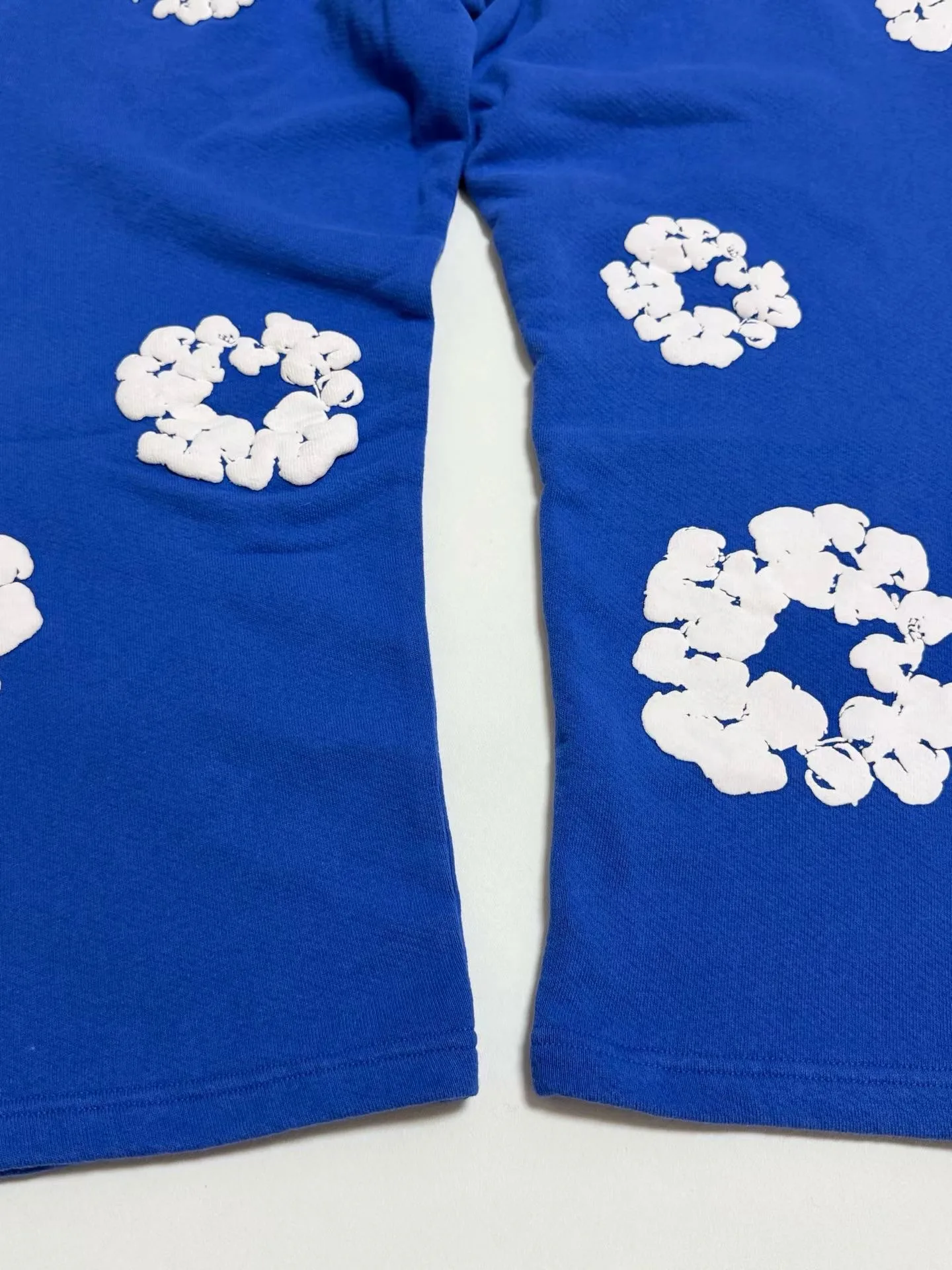 Denim Tears Cotton Wreath Baggy Sweatpants (Blue) — 보기 7