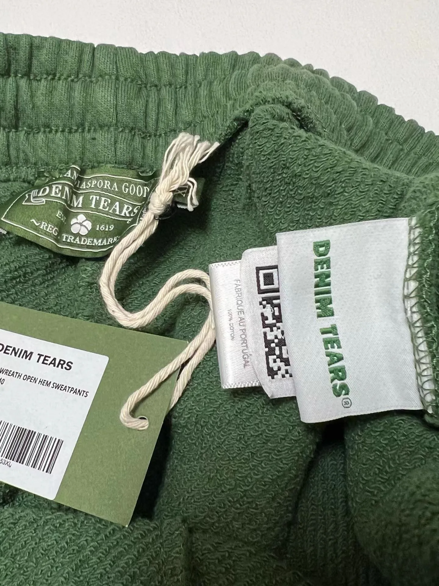 Denim Tears Cotton Wreath Baggy Sweatpants (Green) — view 7