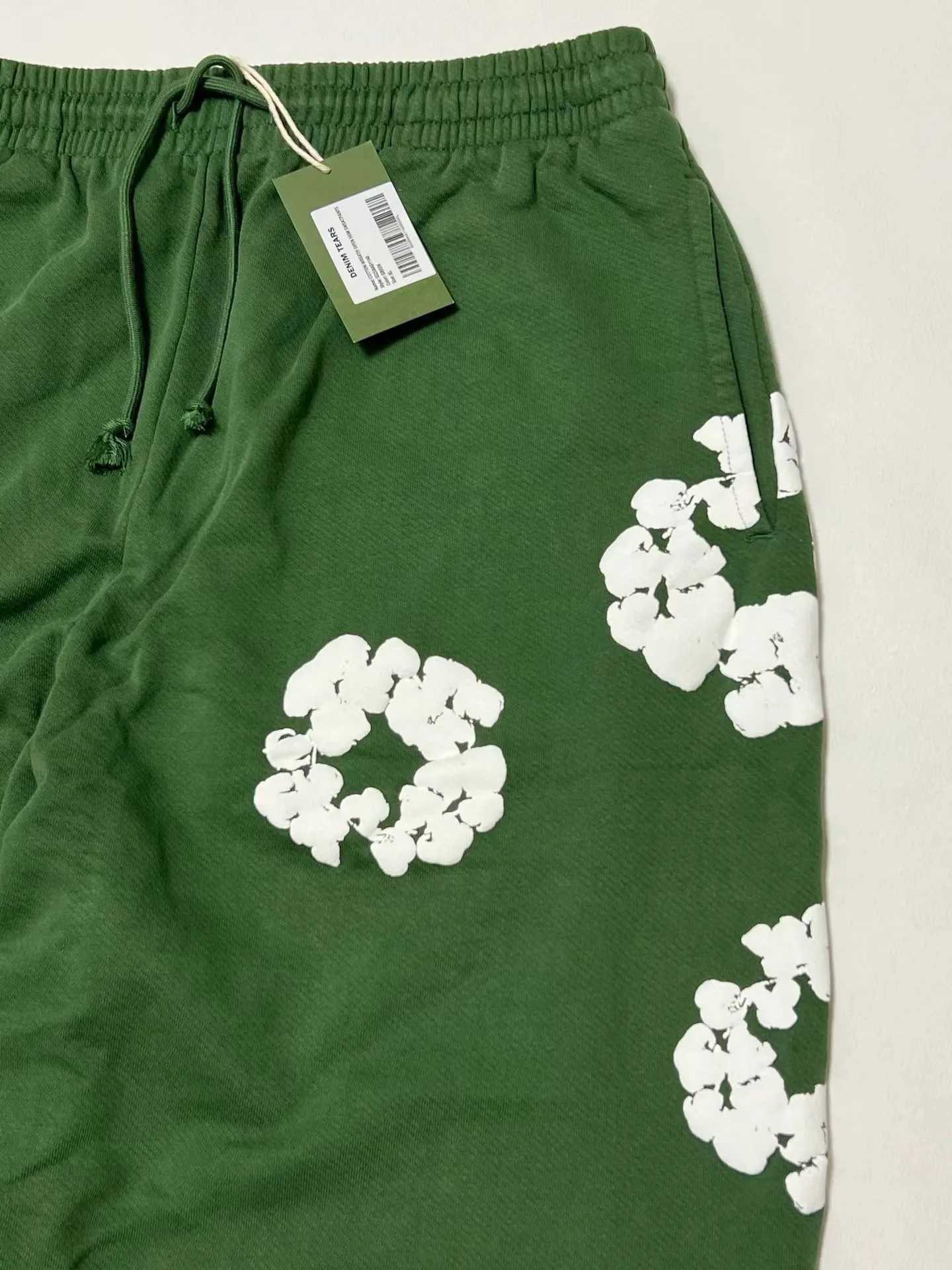 Denim Tears Cotton Wreath Baggy Sweatpants (Green) — view 8