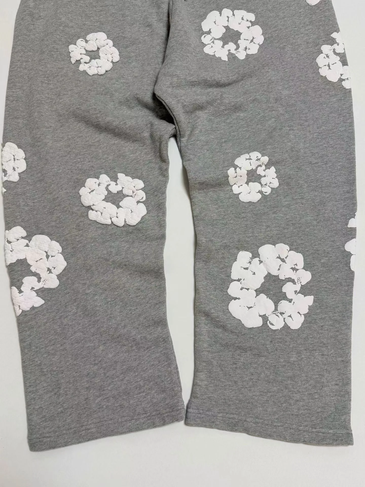 Denim Tears Cotton Wreath Baggy Sweatpants (Grey) — view 7