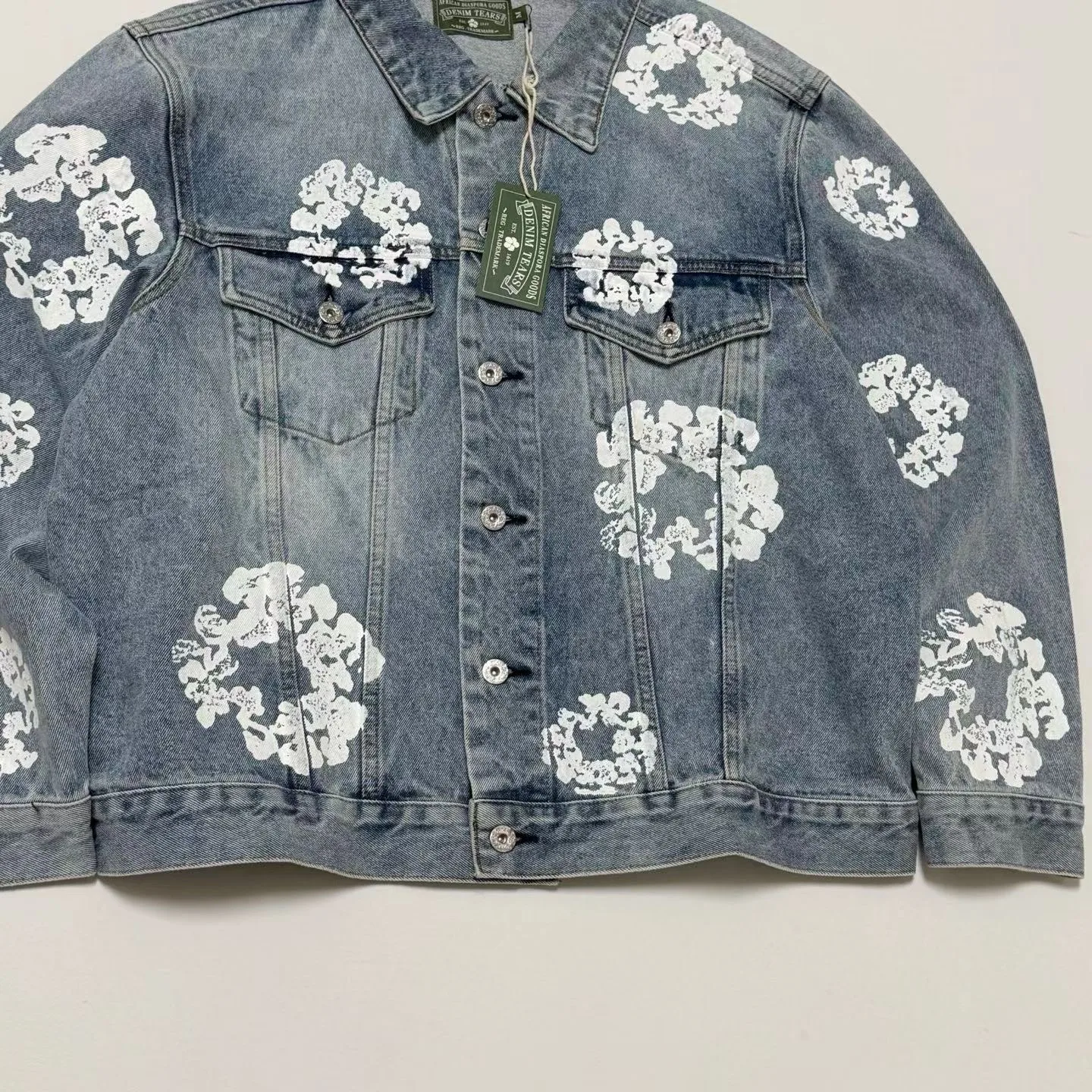 Denim Tears Cotton Wreath Denim Jacket Light Wash — 图 5