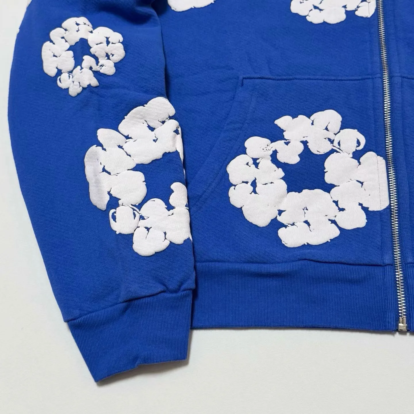 Denim Tears Wreath-Print Zip-Up Hoodie (Blue) — 圖 6