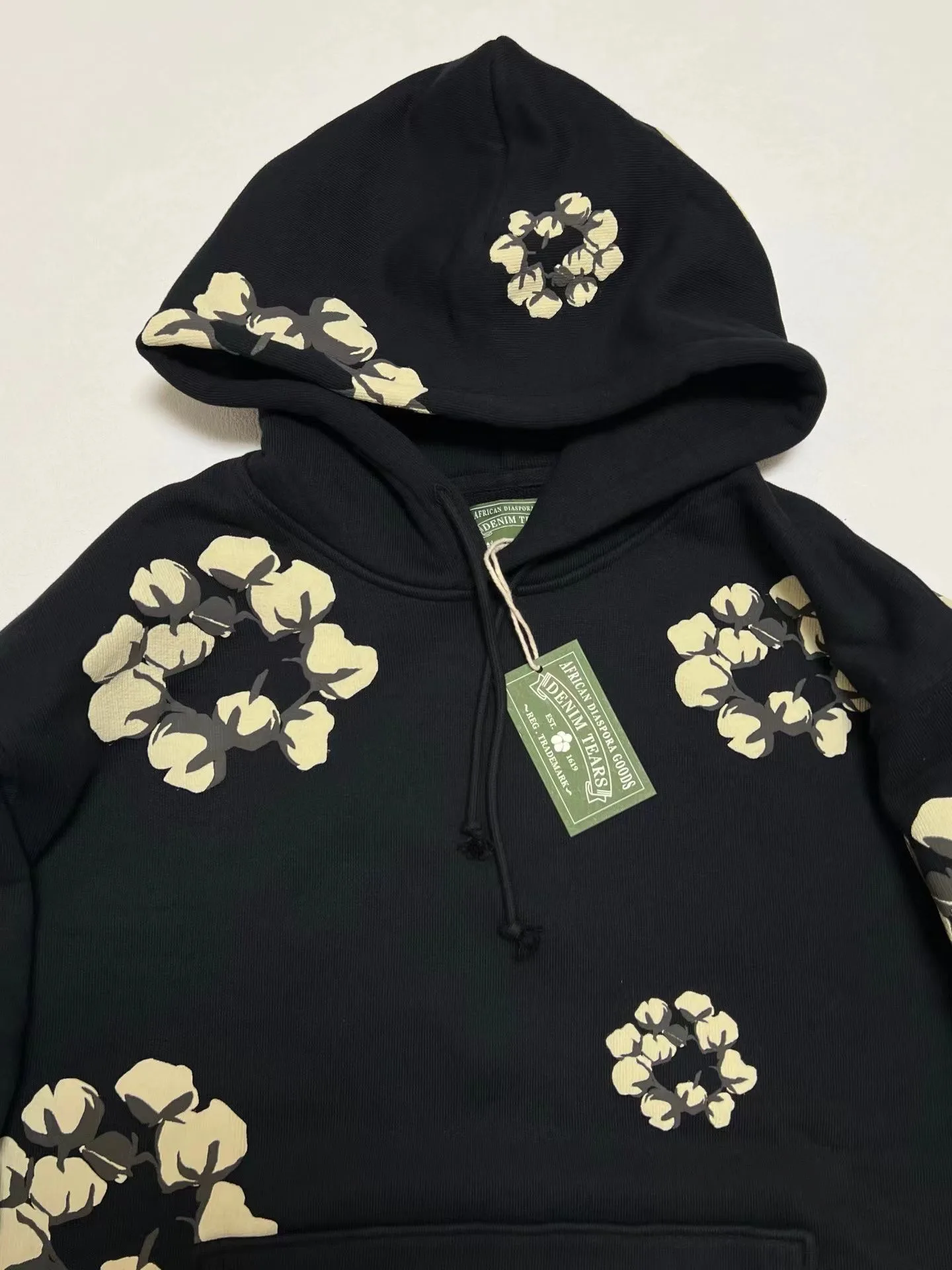 Denim Tears x CPFM Cactus Tears Wreath Hoodie (Black) — ビュー 3