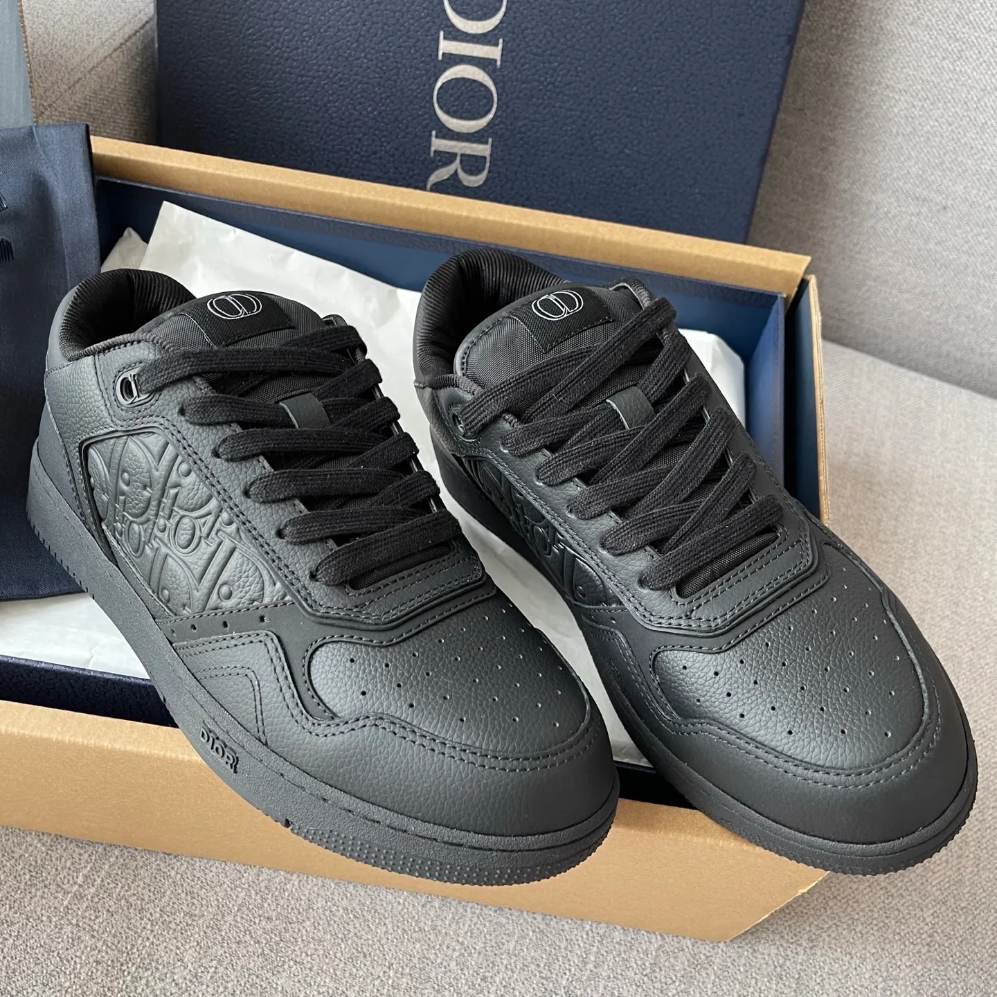 Dior B27 Uptown Low Top Grained Leather Sneaker (Black/Black) — 보기 5