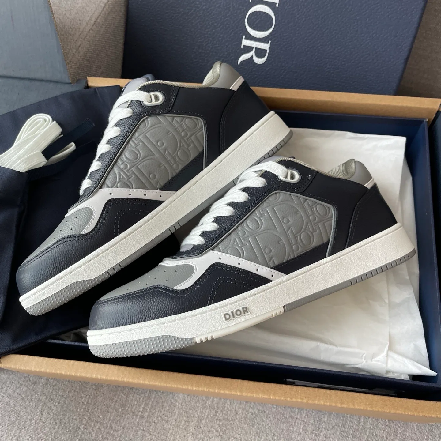 Dior B27 Uptown Low Top Grained Leather Sneaker (Navy/Grey)
