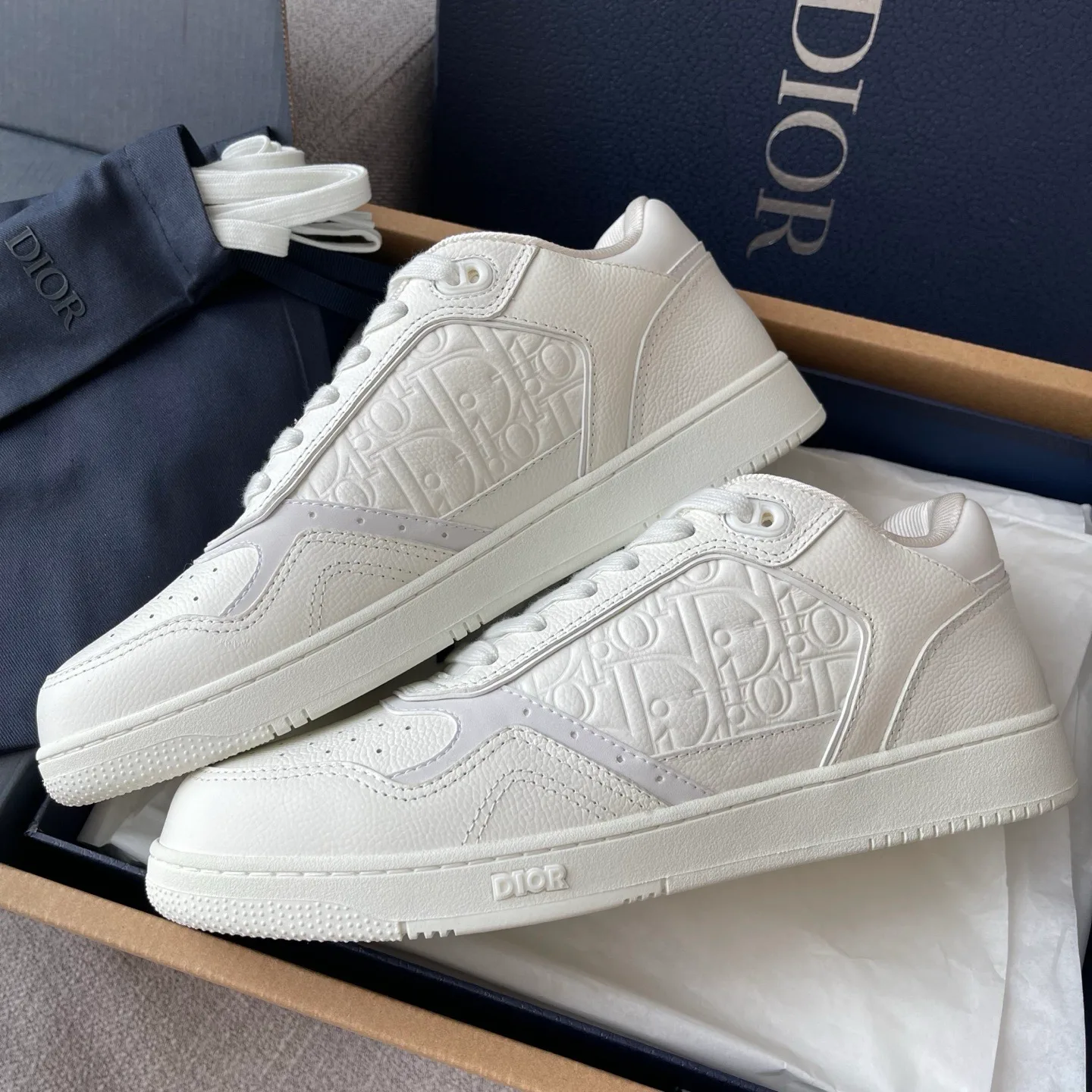 Dior B27 Uptown Low Top Grained Leather Sneaker (White/White)