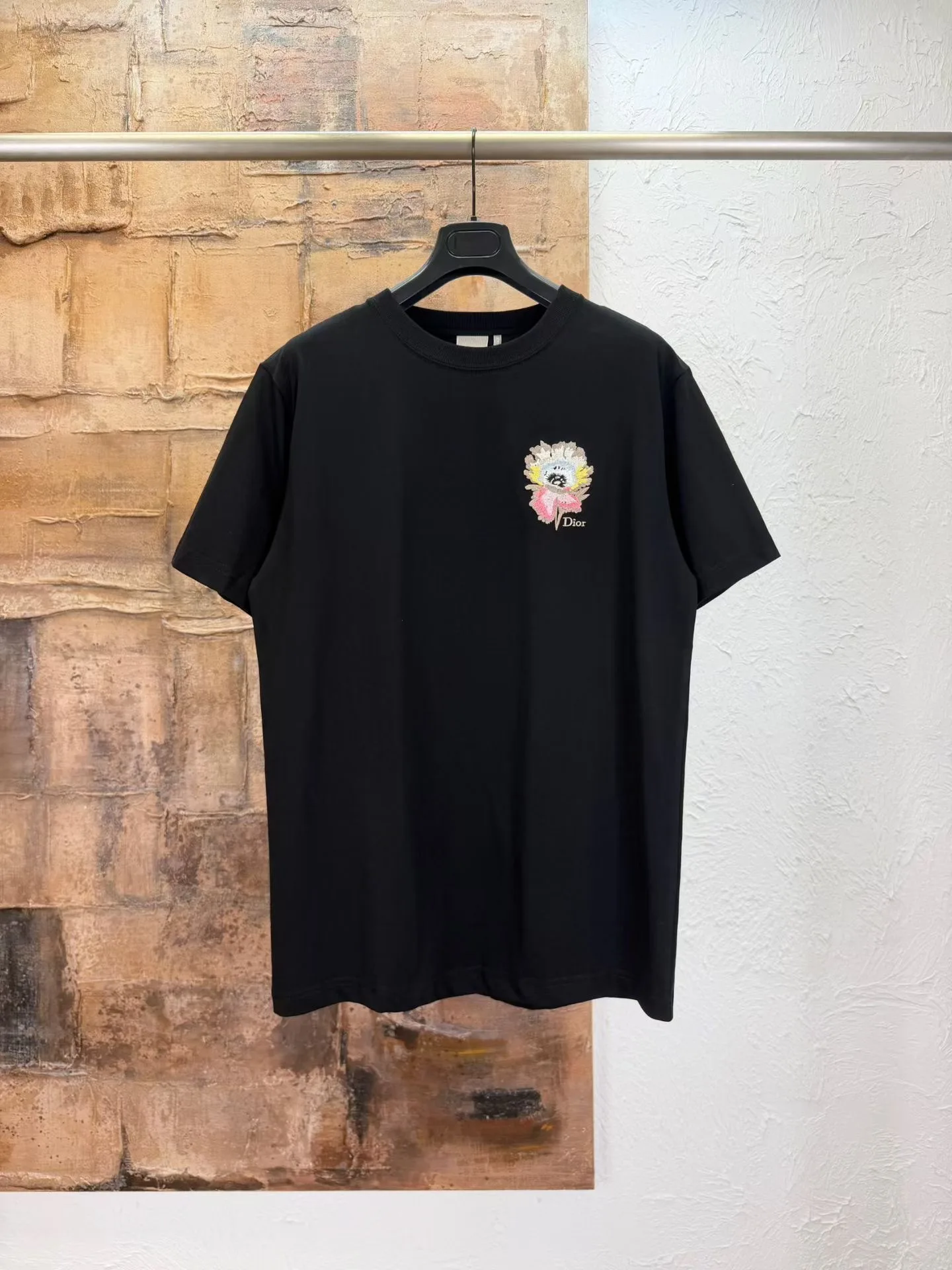 Byzance T-Shirt, Relaxed Fit (Black)