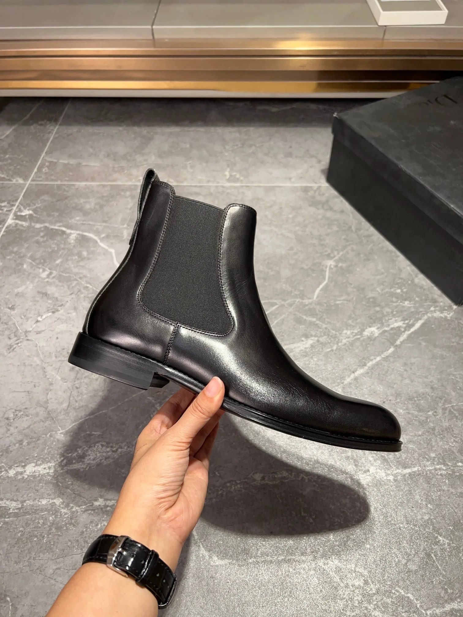 Dior Chelsea Boots (Black) — ビュー 6