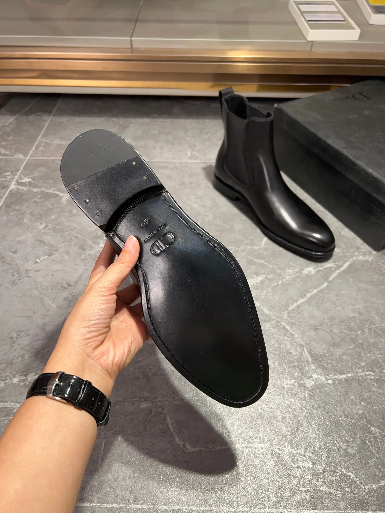Dior Chelsea Boots (Black) — ビュー 9