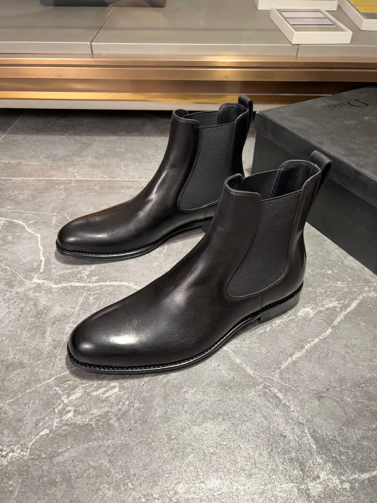 Dior Chelsea Boots (Black)