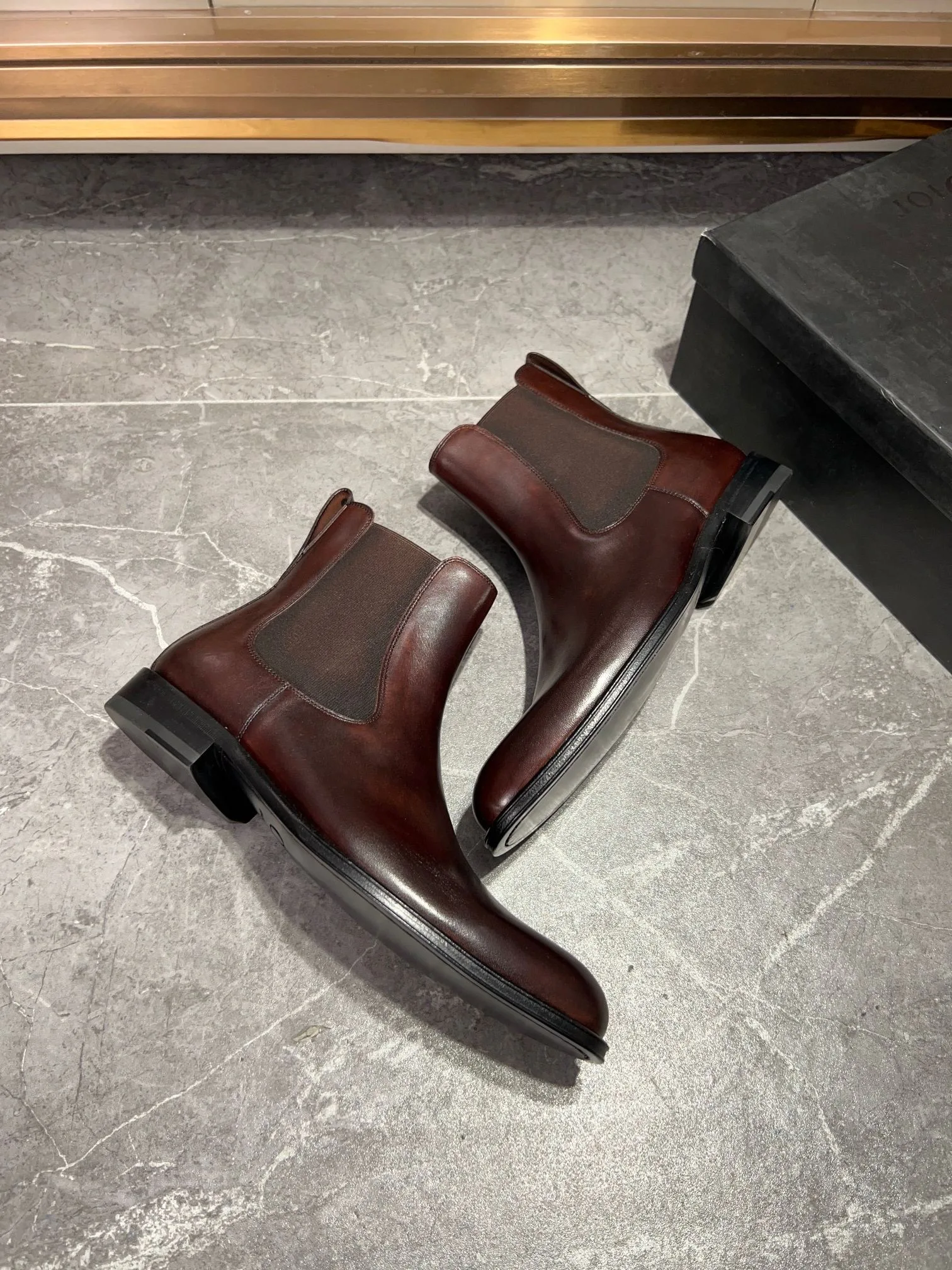 Dior Chelsea Boots (Brown) — view 7