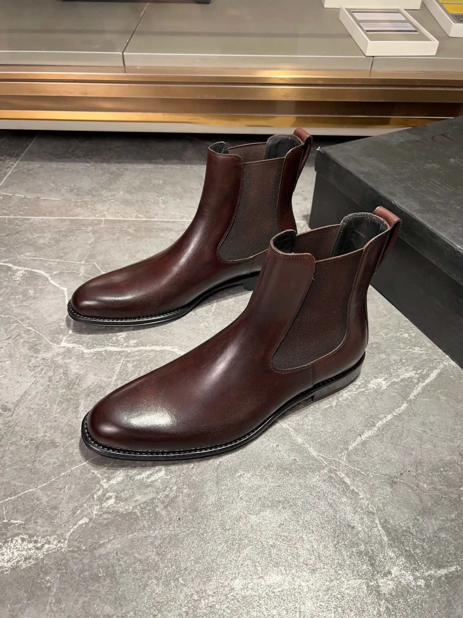 Dior Chelsea Boots (Brown)