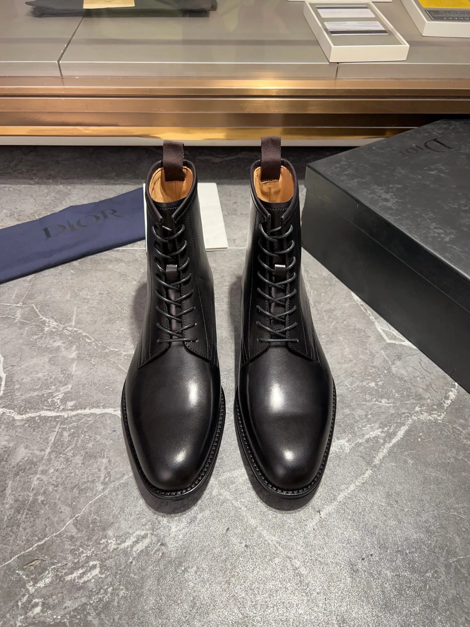 Dior Explorer Boots (Black) — ビュー 5