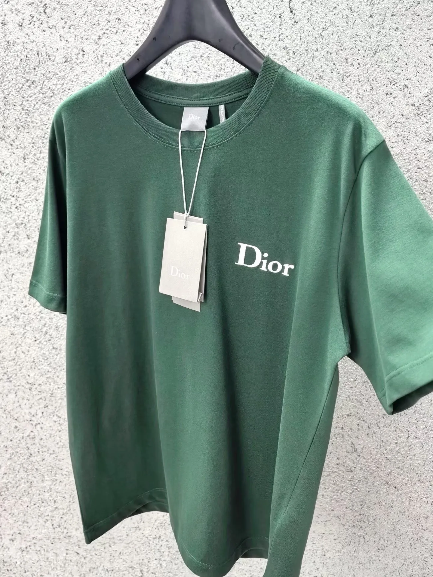 Dior Oversized T-shirt with Dior Embroidery (Green) — ビュー 3