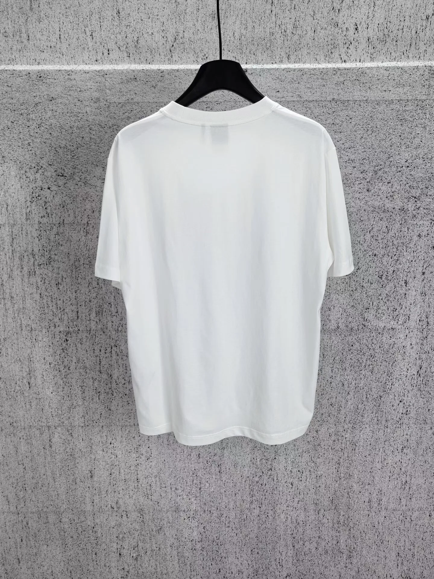 T-Shirt with Dior Flower Bee Embroidery, Relaxed Fit (White) — ビュー 6